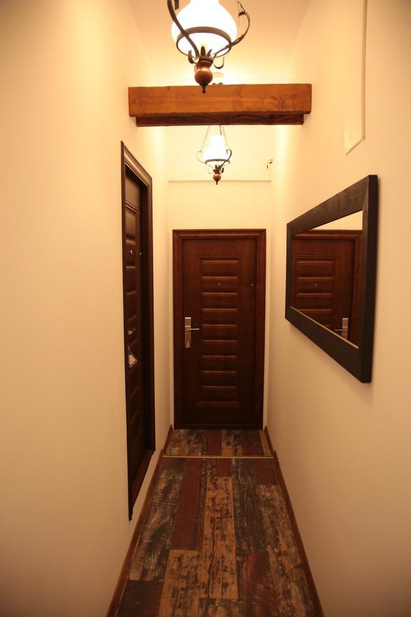 Downtown Hostel Brașov Exterior foto